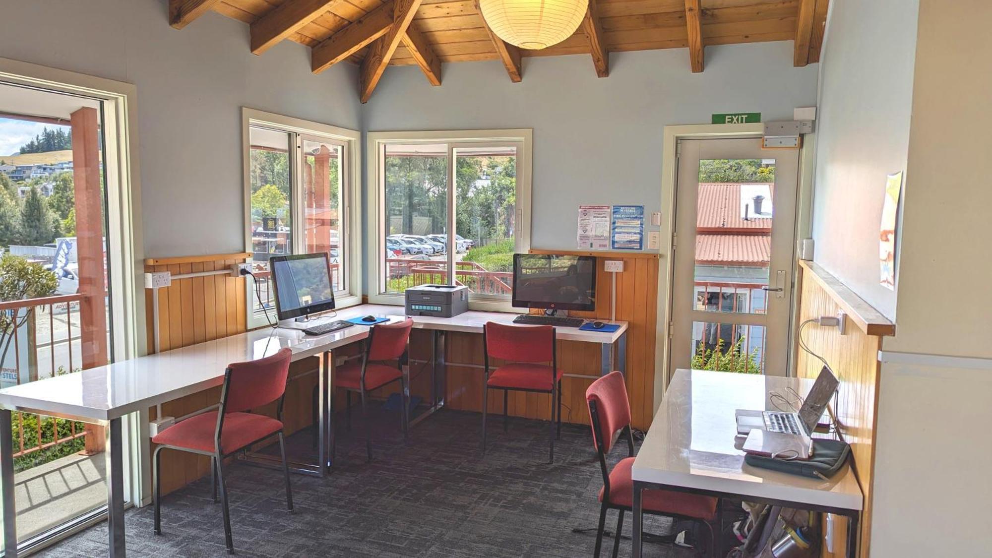 Adventure Wanaka Hostel Ngoại thất bức ảnh