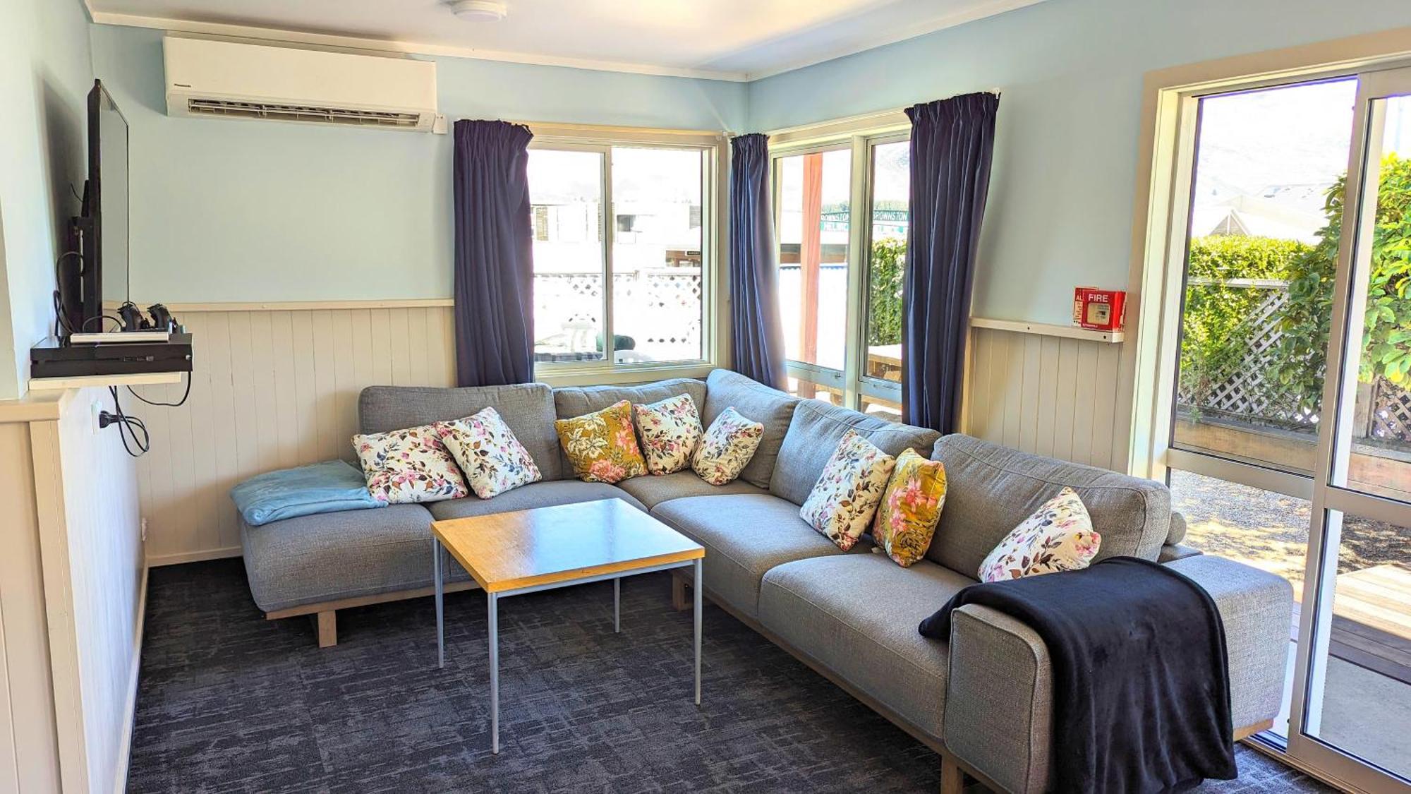 Adventure Wanaka Hostel Ngoại thất bức ảnh
